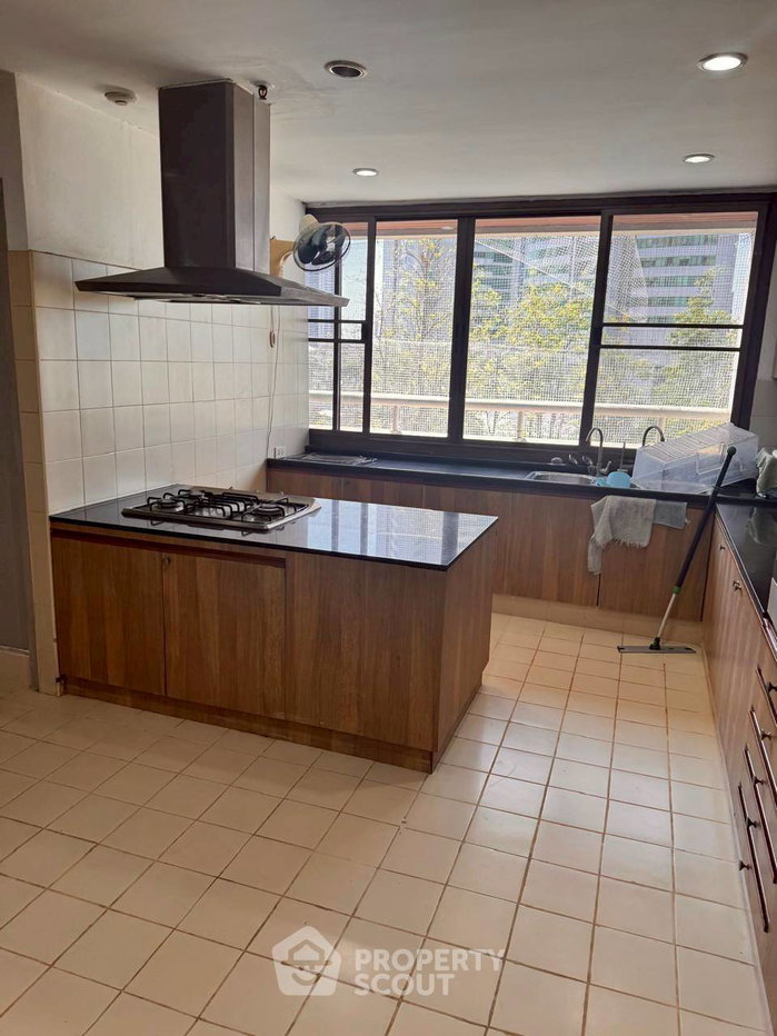 รูป คอนโด 3-ห้องนอน ที่ แฟร์วิว ทาวเวอร์ ใกล้ BTS อโศก (ID 2952689) - รูปที่ 6/16