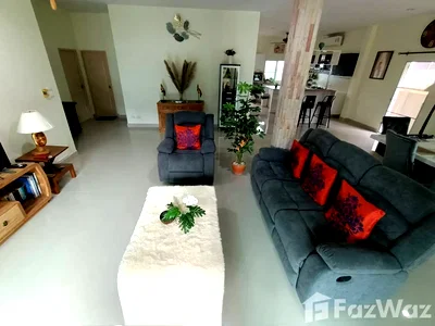 Houses for sale Thalang Phuket : 3 Bedroom Villa for sale in Pa Khlok, Phuket  1681402