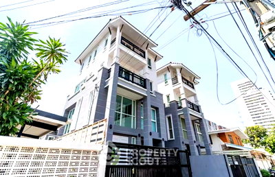 เช่าทาวน์โฮม กรุงเทพมหานคร : ทาวน์เฮ้าส์ 3-ห้องนอน ใกล้ BTS เอกมัย (ID 2953830)