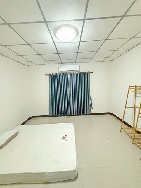 รูป หมู่บ้านแอร์ 16 ตรว. 128ตรม. แม็คโคร โลตัสใหญ่ ลำลูกกาคลอง2-3 ทาวน์เฮ้าส์ 2-3นอน 3แอร์ สถานีรถไฟฟ้า BTSคูคต 2.3กม. - รูปที่ 8/8