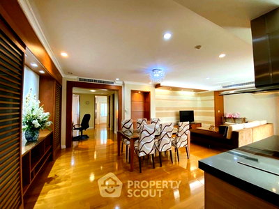 Condos for rent Sukumvit 39 : 3-BR Condo at The Cadogan Private Residence near BTS Phrom Phong (ID 510285)
