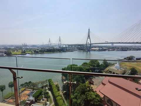 5 unites available here The Pano rama 3 road Riverside Condominium 