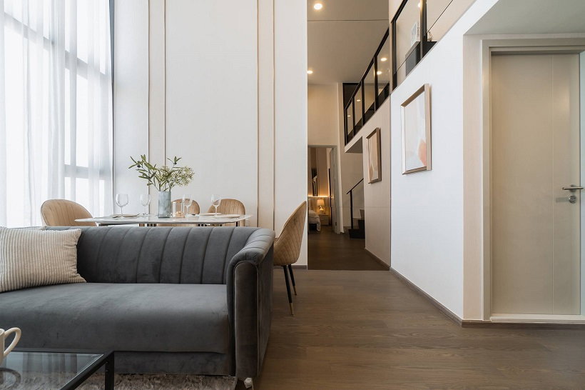 picture **"Rare Duplex Luxury | River View | MRT Samyan | Ready to Move In"** - 6/13