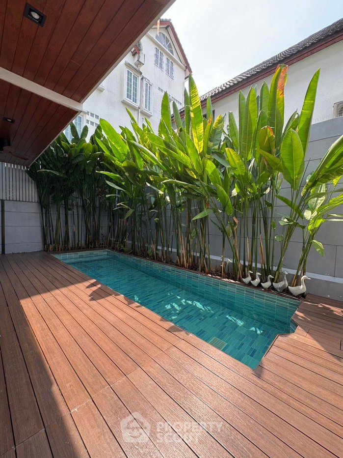 picture 3-BR House near BTS Phrom Phong (ID 2946009) - 36/39