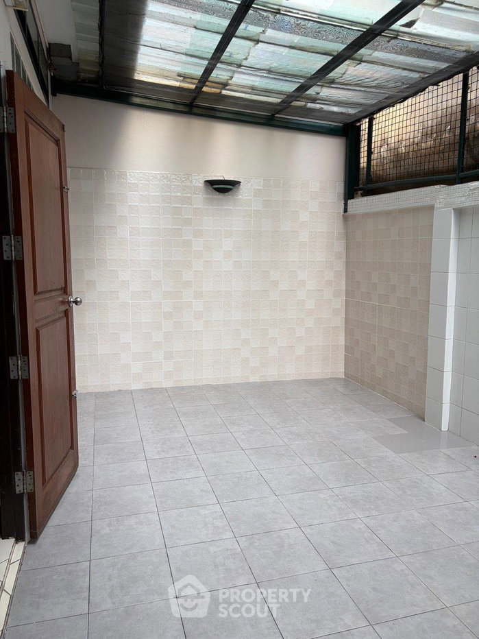 picture 6-BR Townhouse near BTS Thong Lor (ID 2953829) - 14/16