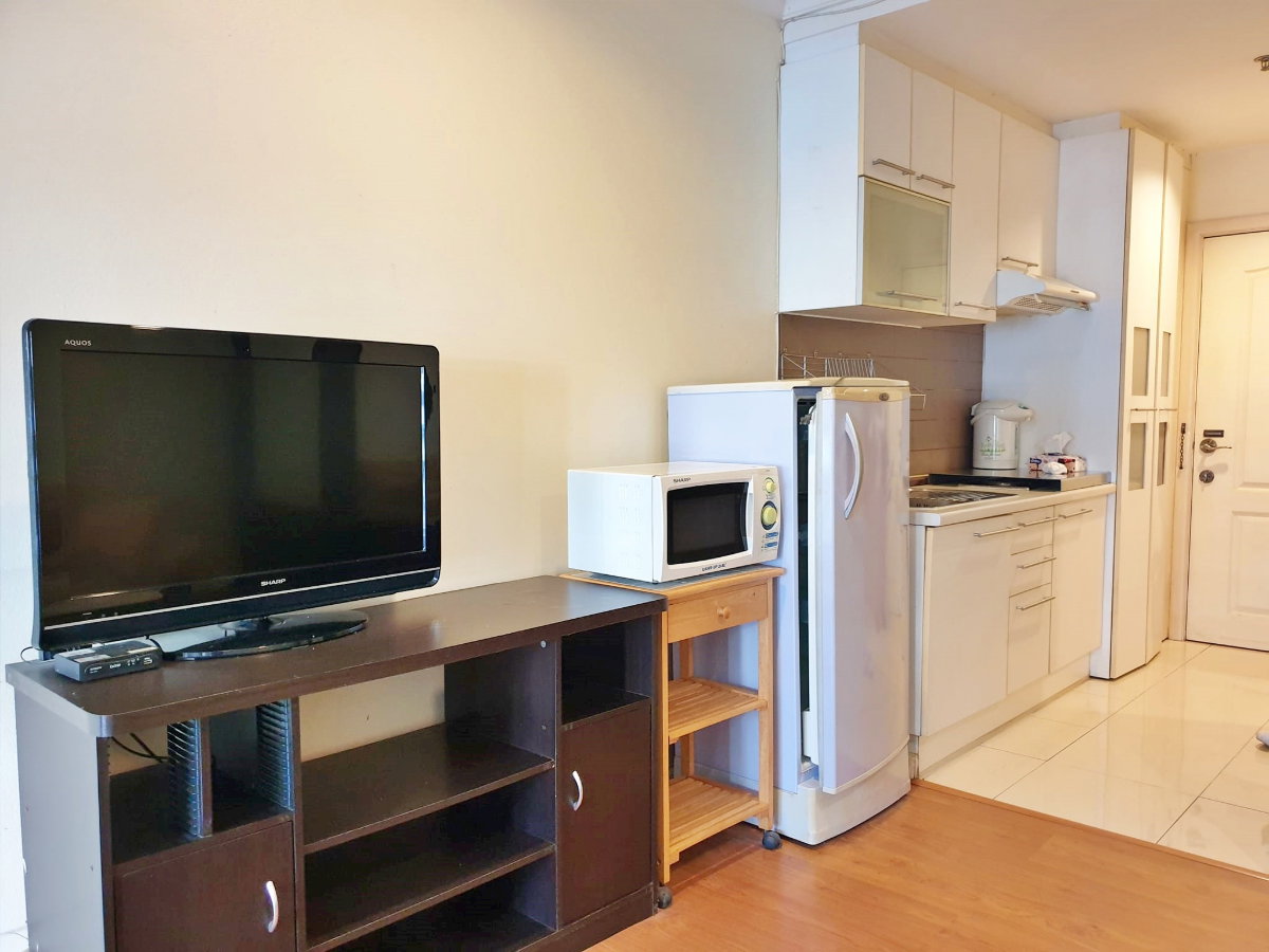 รูป ให้เช่าถูก Grand Park View Asoke ใจกลางอโศก 35 ตรม. 1 นอน เฟอร์ครบ มีเครื่องซักผ้า เพียง 16,000/ด. ใกล้ BTS อโศก MRT เพชรบุรี และ มศว.ประสานมิตร - รูปที่ 3/11