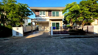 Houses for sale Bang Plee Samut Prakarn : 🔥Urgent Sale! Large Detached House at Supalai Ville Bangna-Wongwaen, Newly Renovated, Spacious and Move-in Ready in a Prime Location