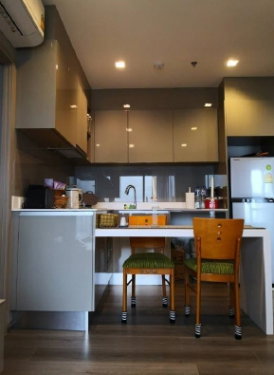 picture Condo for RENT/SALE : The Politan Rive 𝐒𝐢𝐳𝐞 : 52.30 sqm. 𝐓𝐲𝐩𝐞 : 2 bed 2 Bath / River View 𝐅𝐥𝐨𝐨𝐫 : 45th Fully furnished - 3/12