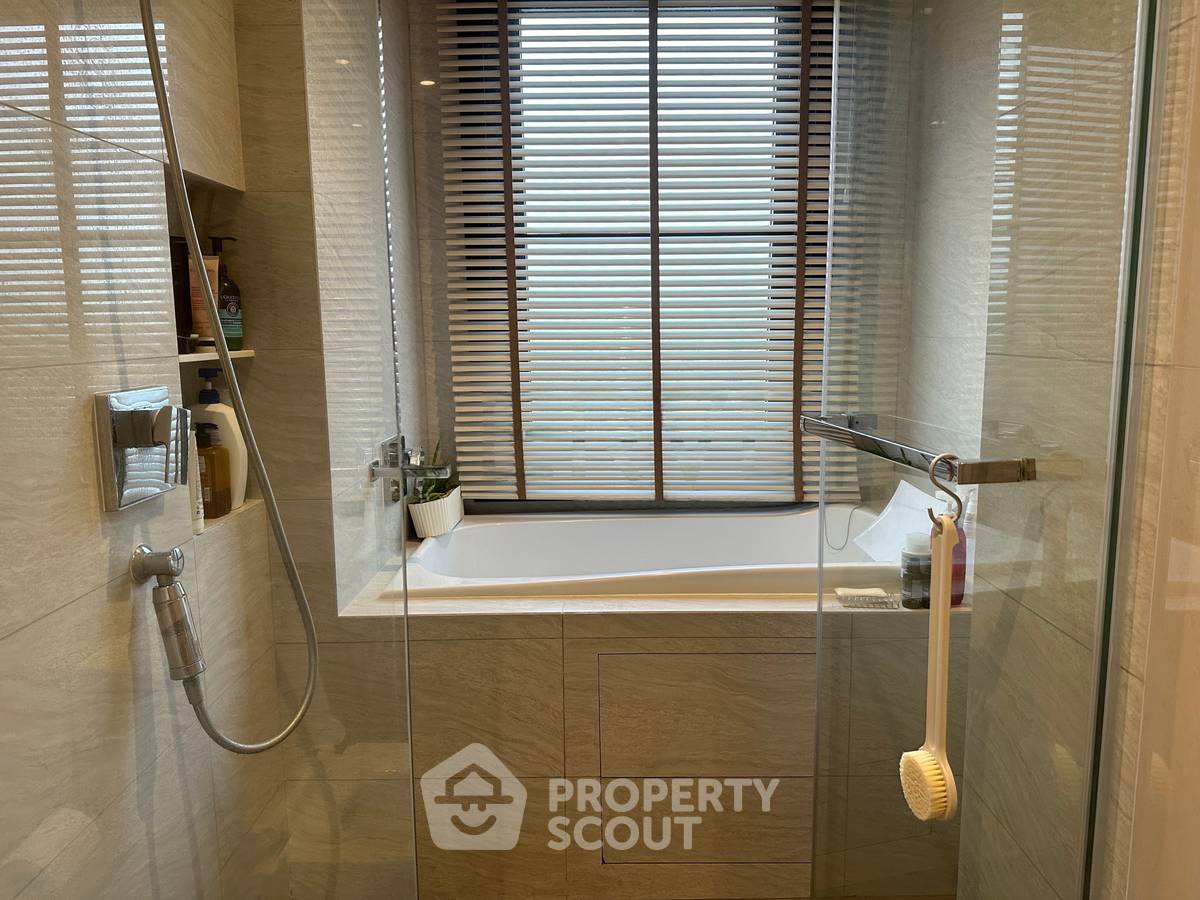 picture 2-BR Condo at Maru Ekkamai 2 near BTS Ekkamai (ID 2952781) - 12/18