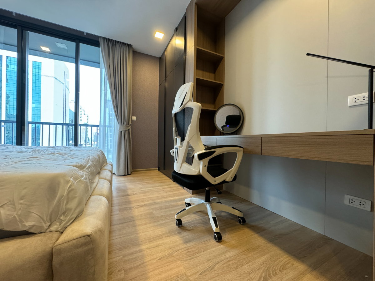 picture Large one bedroom near Siam (only 2 stops) Nicely decorated on a low floor with clear view - 15/55