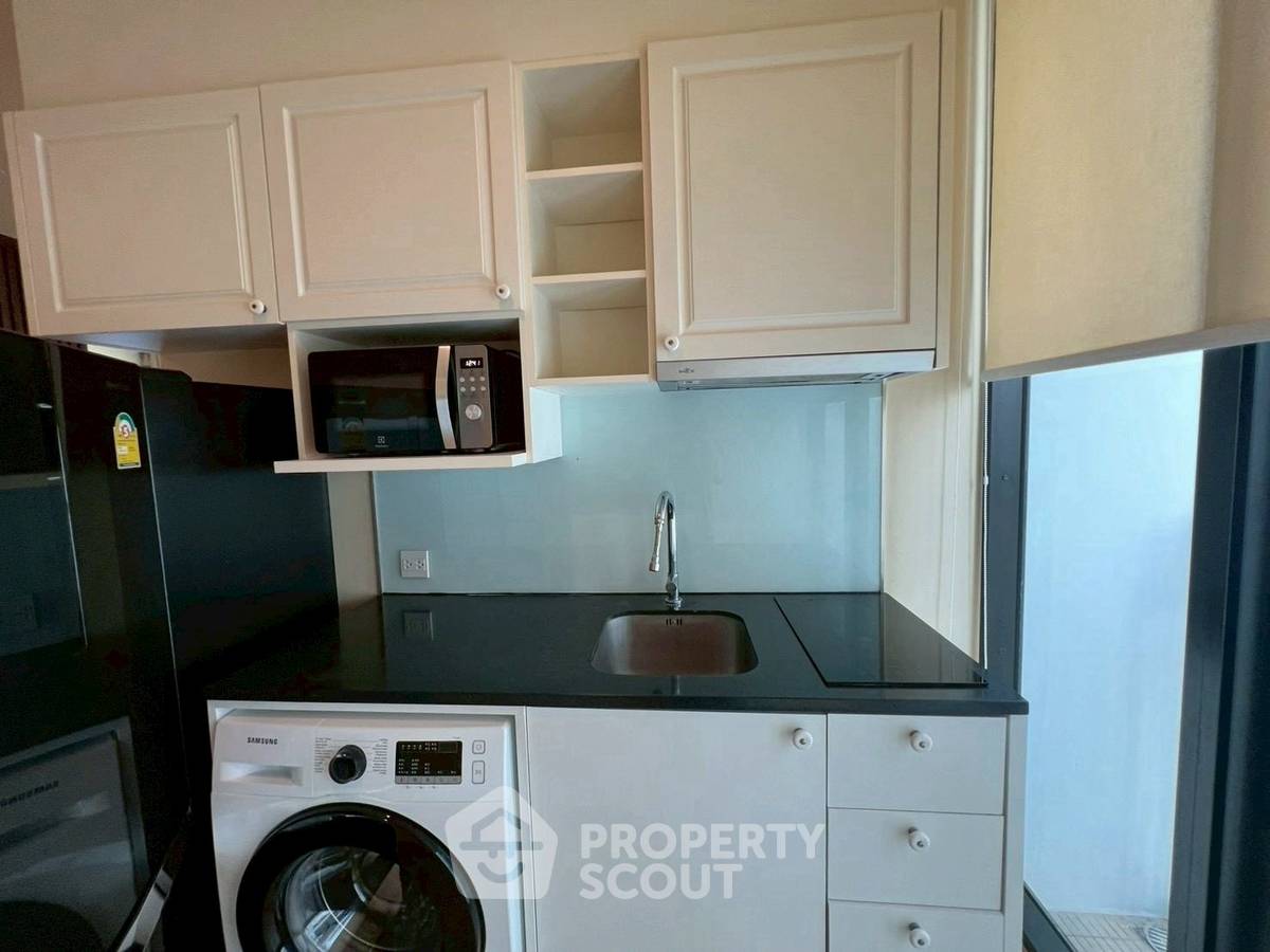 picture 2-BR Condo at Noble Recole Sukhumvit 19 near MRT Sukhumvit (ID 2952772) - 4/6