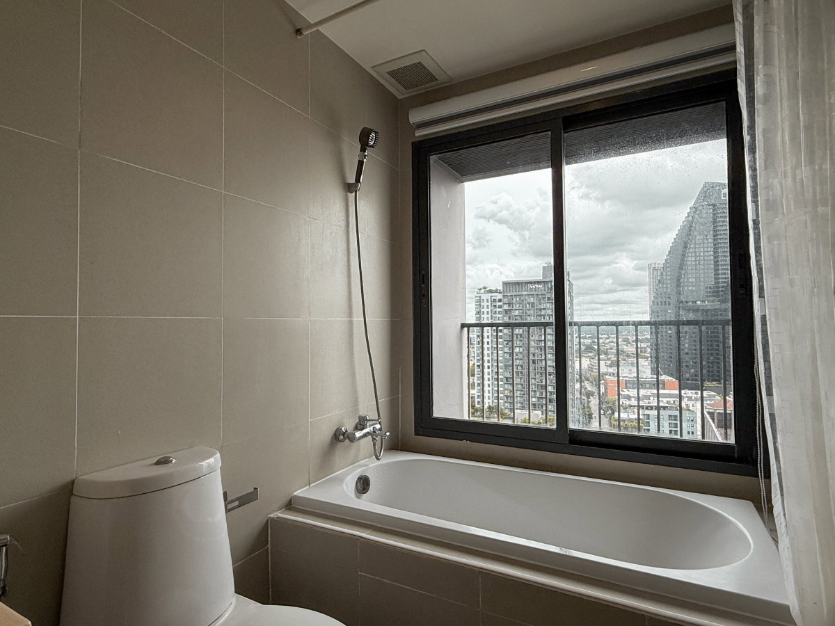 picture @Condorental condo for rent Noble Remix - 17/18