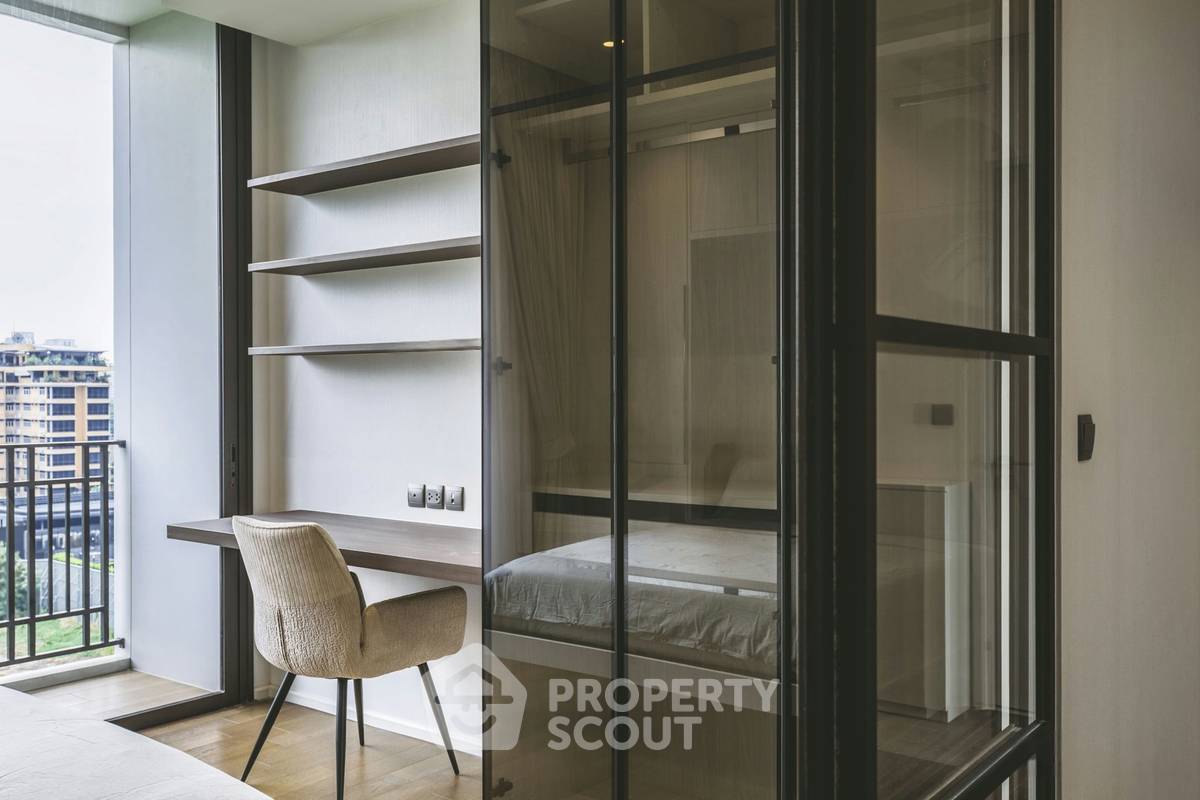picture 2-BR Condo at Muniq Langsuan near BTS Ratchadamri (ID 2952745) - 4/15