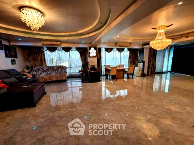 Condos for sale : 2-BR Condo At Four Street Mansion, 22nd-Floor, Near BTS Ha Yaek Lat Phrao (ID 1420095)