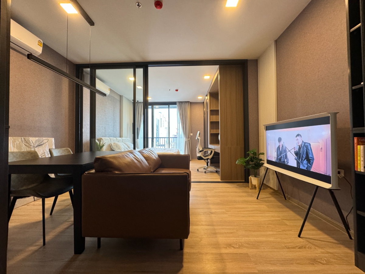 picture Large one bedroom near Siam (only 2 stops) Nicely decorated on a low floor with clear view - 13/55