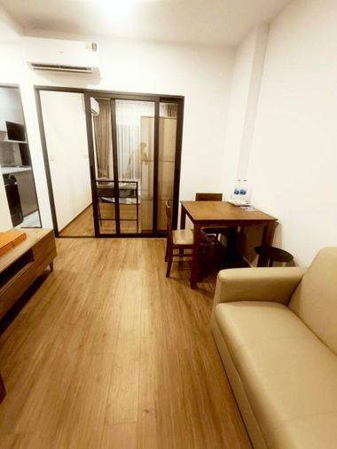 The Livin Ramkhamhaeng 🍁near MRT Lam Sali 🍁 27 sq m, only 12000 baht