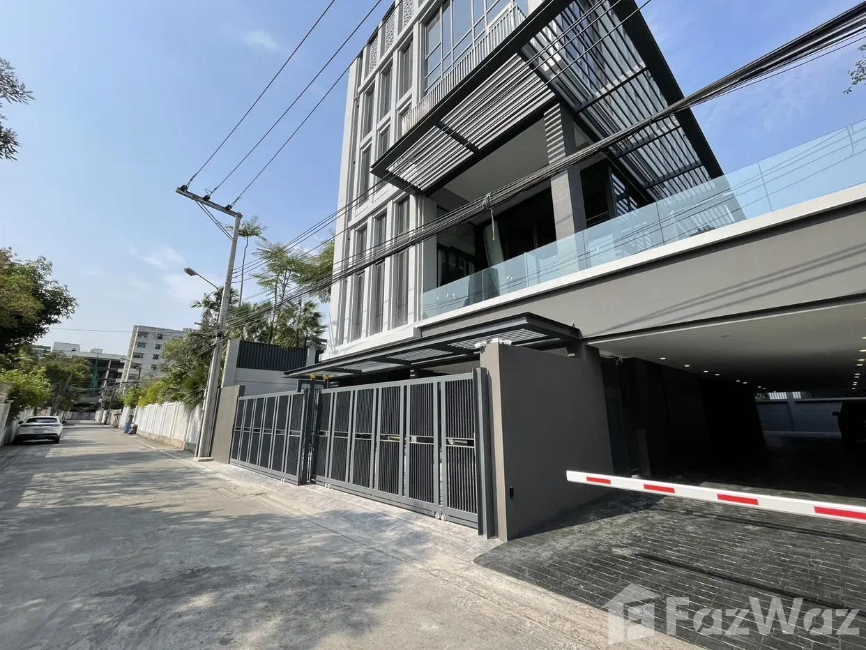 รูป ขาย บ้านเดี่ยว 3 ห้องนอน ในโครงการ เซจ ทองหล่อ 5336155 - รูปที่ 2/16