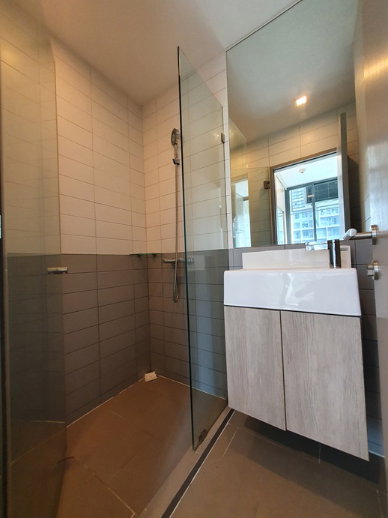 picture 🔥Best offer for rent🔥 Nice studio unit facing north with swimming pool view at Ideo Mobi Sukhumvit 81 - 5/8