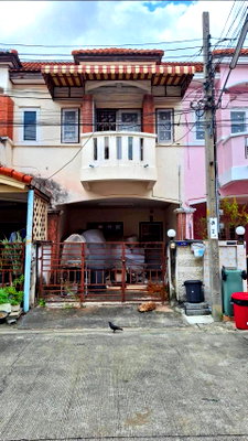 Townhouses for sale : Sale Townhouse near MRT laksong