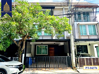 ทาวน์โฮม กรุงเทพมหานคร : ขาย ทาวน์โฮม 3 ชั้น อารียา เดลี่ (Areeya Daily) เกษตรนวมินทร์ ลาดปลาเค้า รีโนเวทใหม่ พร้อมเฟอร์นิเจอร์