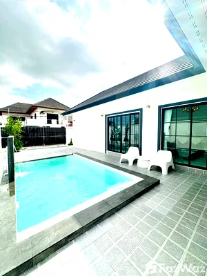 Houses for sale Bang Lamung Chonburi : 3 Bedroom House for sale in Nong Prue, Chon Buri  6413842