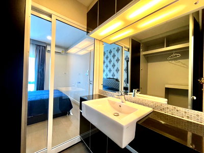 ขายคอนโด : P-148690 — เจ้าของลดราคา! ขายคอนโด ชั้น 17 The Crest Sukhumvit 34 วิวเอ็มโพเรียม ใกล้ BTS ทองหล่อ 085-592-2897 Line: @easythaihome