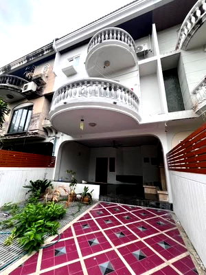 เช่าทาวน์โฮม กรุงเทพมหานคร : 💛35000฿.-บ้านให้เช่า🏡ลาดพร้าววังทองหลาง4ชั้น3ห้องนอน3ห้องน้ำ