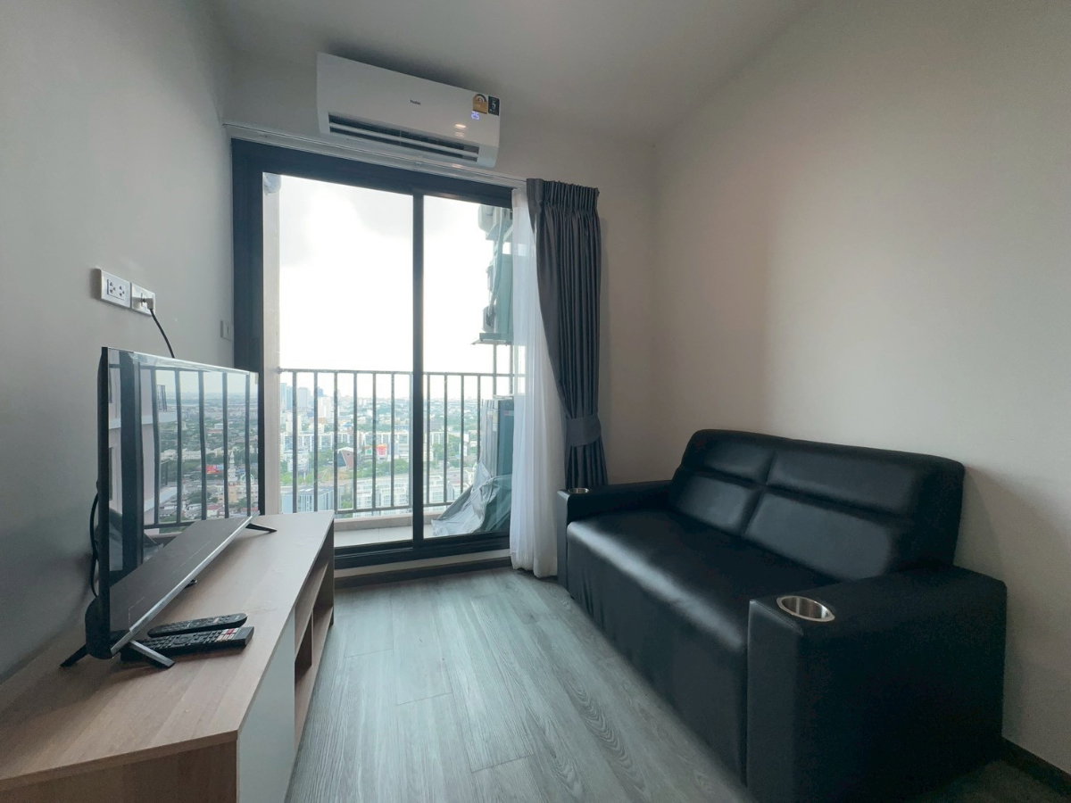 🛋️ 💗 ห้องวิวสวย ไม่ร้อน พร้อมเข้าอยู่ 💗🛋️ Rich Park @Triple Station พระราม9 ID : @471ovhib 📲