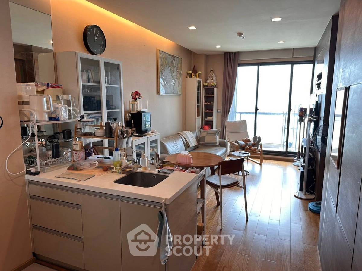รูป คอนโด 1 ห้องนอน ขาย The Address Sathorn ชั้นสูง ใกล้ BTS เซนต์หลุยส์ 200 ม. (ID 2436372) - รูปที่ 8/9