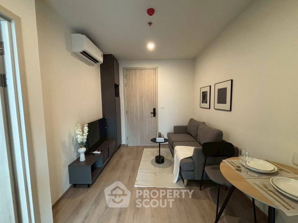 picture 1-BR Condo at Nue District R9 near MRT Phra Ram 9 (ID 2553104) - 3/10