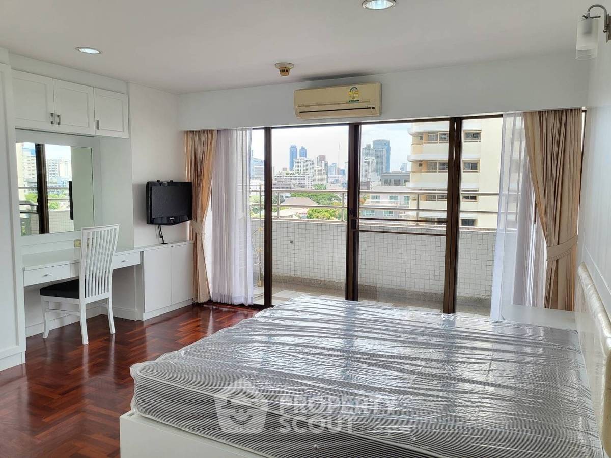 picture 3-BR Condo at Richmond Palace Condominium near BTS Phrom Phong (ID 1576118) - 7/20