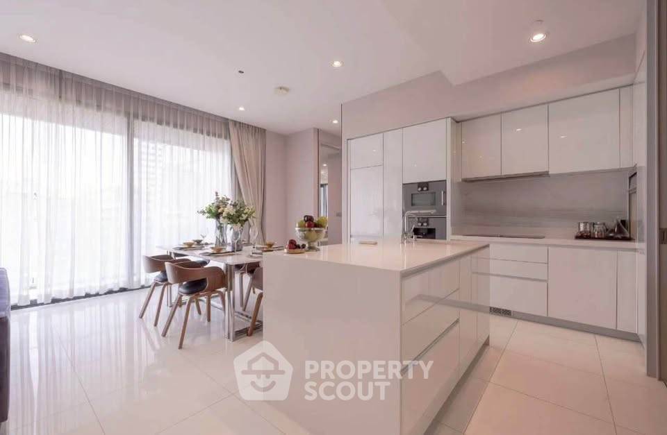 picture 2-BR Condo at Vittorio Sukhumvit 39 near BTS Phrom Phong (ID 2958339) - 9/18