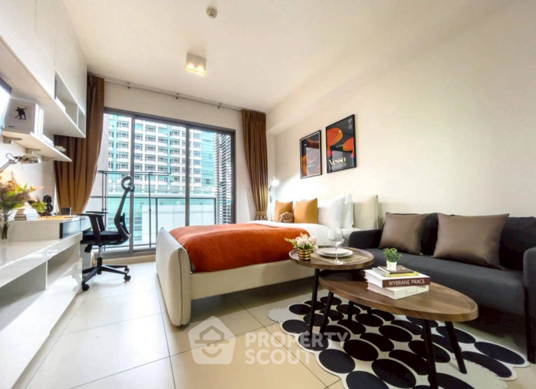 picture Studio Condo at The Lofts Ekkamai near BTS Ekkamai (ID 2365416) - 6/16