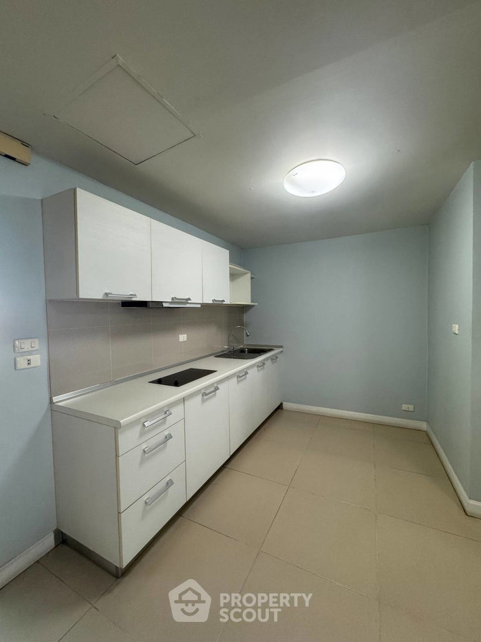 รูป คอนโด 2 ห้องนอน ขนาด 111 ตร.ม. ชั้น 3 อาคาร Green Peace Mansion ใกล้ MRT กำแพงเพชร (ID 2138948) - รูปที่ 2/11
