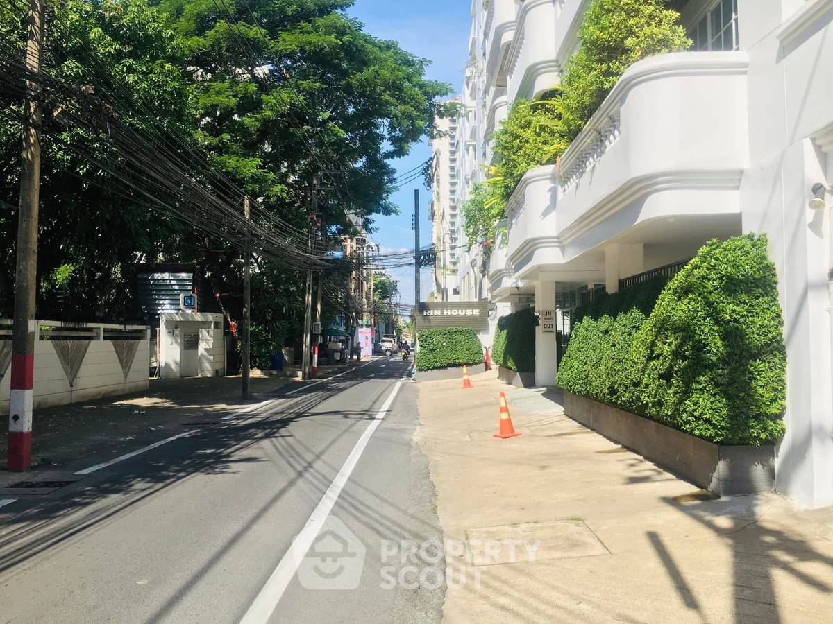 picture 1-BR Condo at Rin House Condominium near MRT Sukhumvit (ID 2041831) - 17/18