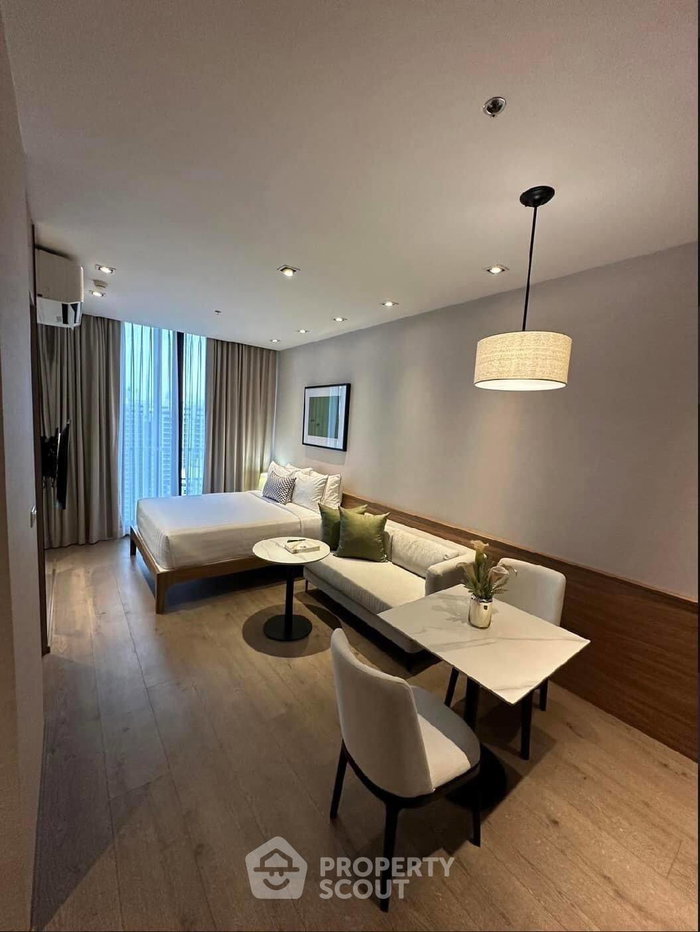picture 1-BR Condo For Sale, Park Origin Phrom Phong, 8th-Floor Near BTS Phrom Phong (ID 1483861) - 1/8