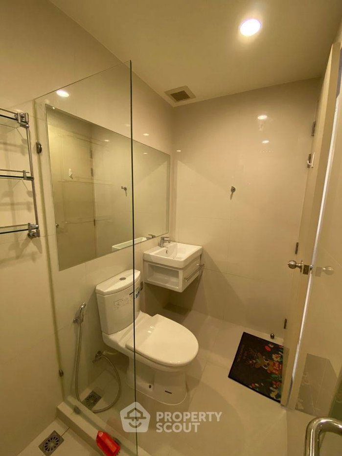 picture Well-Priced 1-BR At Life Asoke, 30th Floor • 300m to ARL Makkasan (ID 1146815) - 8/11
