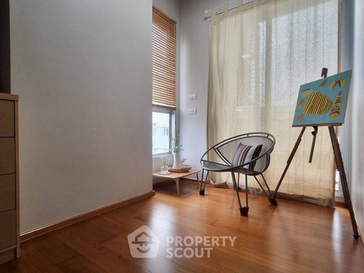 รูป คอนโด 2 ห้องนอน Hive Taksin ห่าง BTS วงเวียนใหญ่ 100 ม. ชั้น 8 (ID 2363976) - รูปที่ 13/32