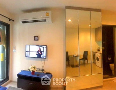 Condos for sale : 1-BR Condo For Sale At Rhythm Sukhumvit 36-38, 300m to BTS Thong Lor (ID 2873246)