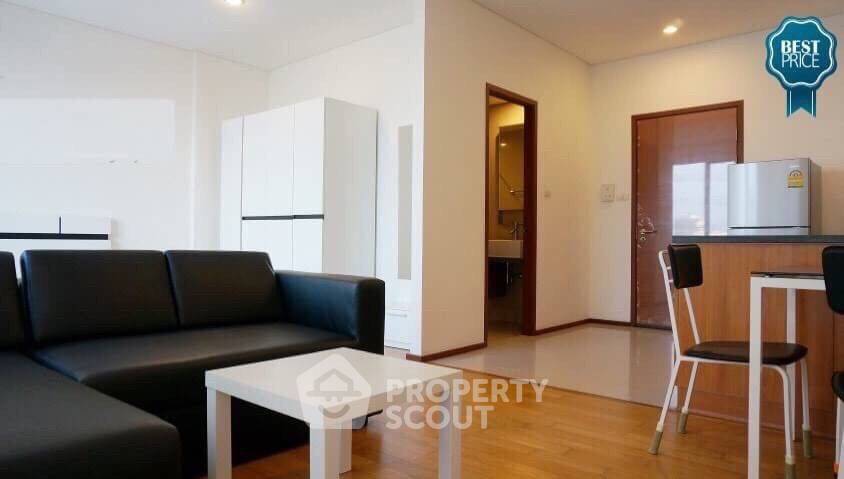 รูป คอนโด 1-ห้องนอน ที่ วิลล่า สาทร ใกล้ BTS กรุงธนบุรี (ID 513274) - รูปที่ 1/13