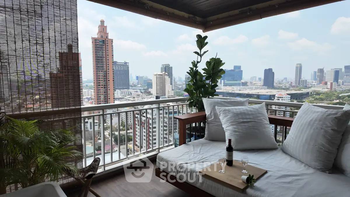picture 4-BR Condo at Wilshire near BTS Phrom Phong (ID 2873686) - 19/28