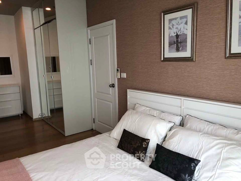รูป คอนโด 1-ห้องนอน ที่ ไฮฟ์ สาทร ใกล้ BTS กรุงธนบุรี (ID 2122042) - รูปที่ 2/8