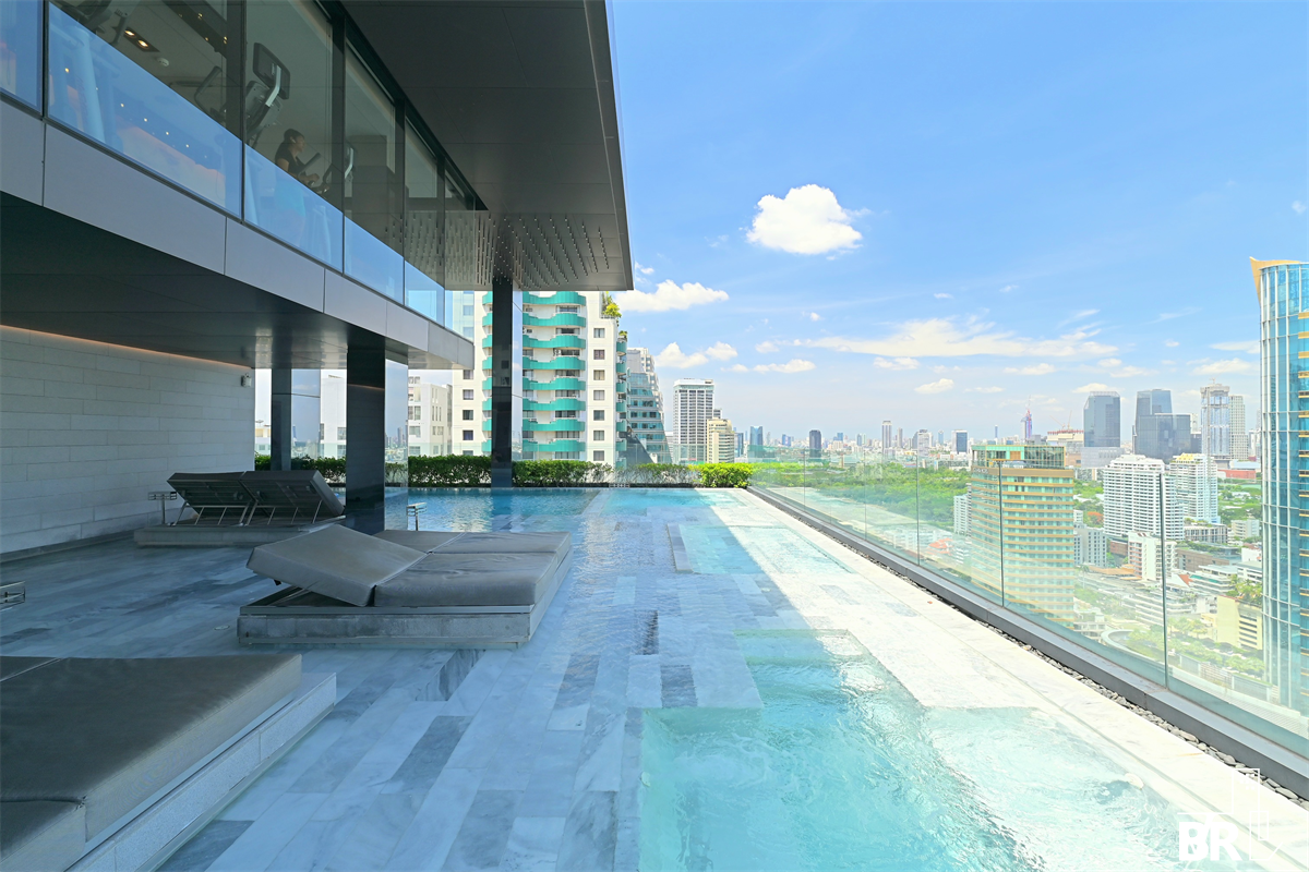 picture Celes Asoke near MRT Sukhumvit Station - 8/9