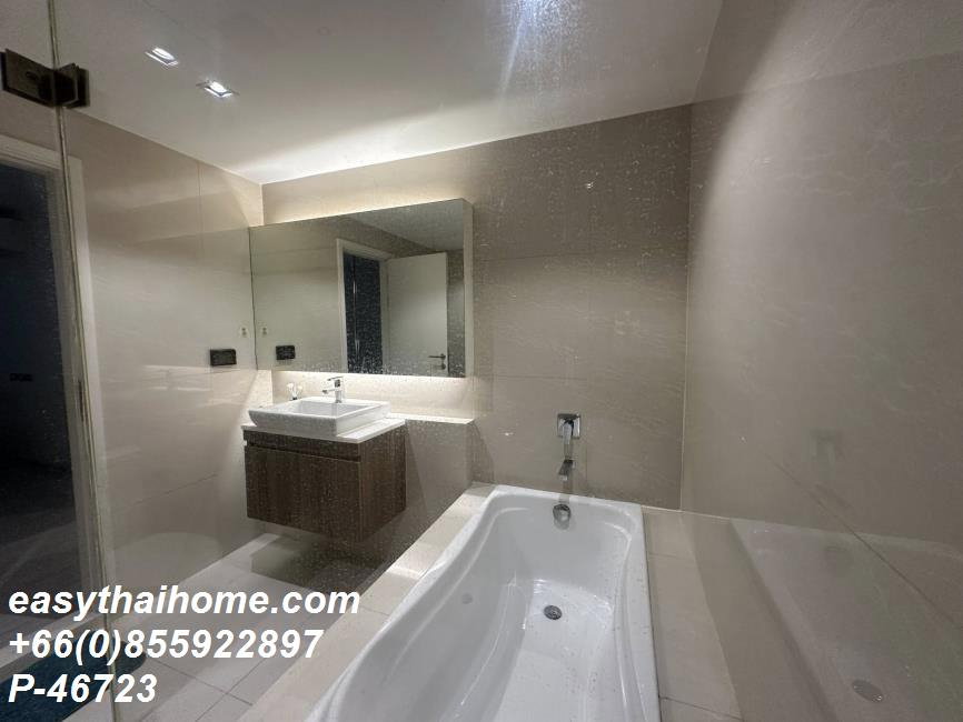 รูป P-46723 | Vtara Sukhumvit 36 (วีธารา สุขุมวิท 36) 🔥 คอนโด 2 ห้องนอน ห้องใหญ่ พร้อมอยู่ ใกล้ BTS ทองหล่อ! 🔥 | Line ID: @easythaihome | 085-592-2897 - รูปที่ 13/19