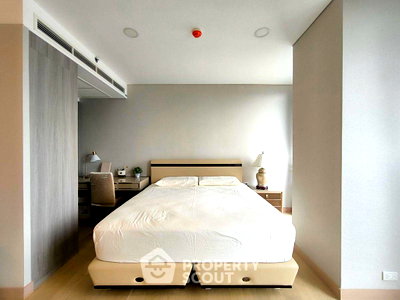 Condos for sale : 1-BR Condo at Siamese Exclusive Queens (Wyndham Residence) near MRT Queen Sirikit National Convention Centre (ID 2071559)