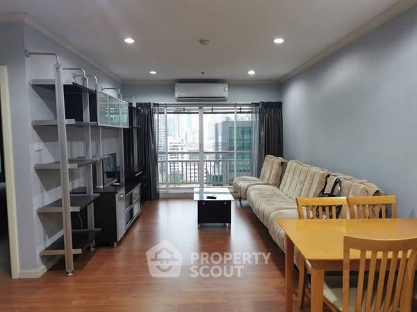 picture 2-BR Condo at Grand Park View Asoke near MRT Sukhumvit (ID 2338181) - 3/10