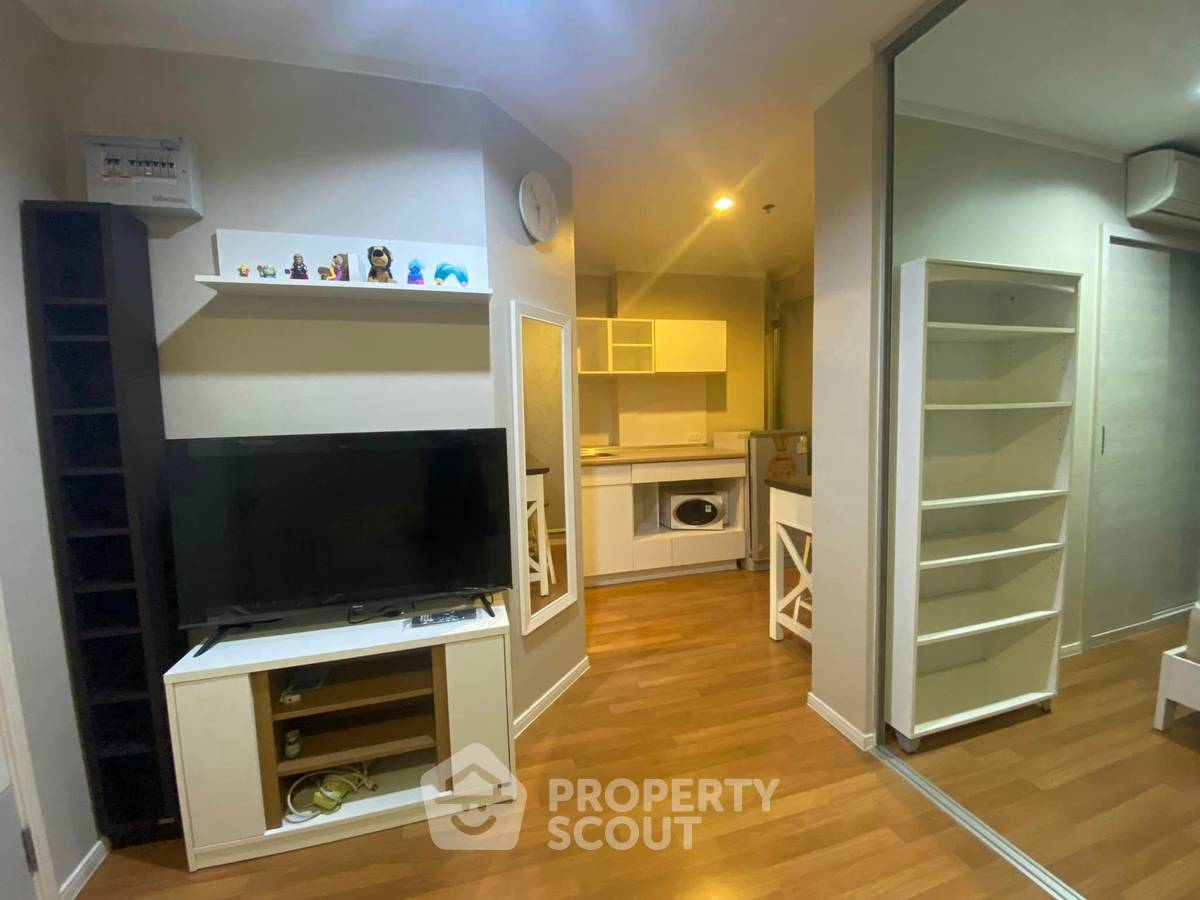 picture Attractive Price 1-BR Condo At Lumpini Park Rama 9 Ratchada, Near MRT Phra Ram 9 (ID 1542103) - 6/14