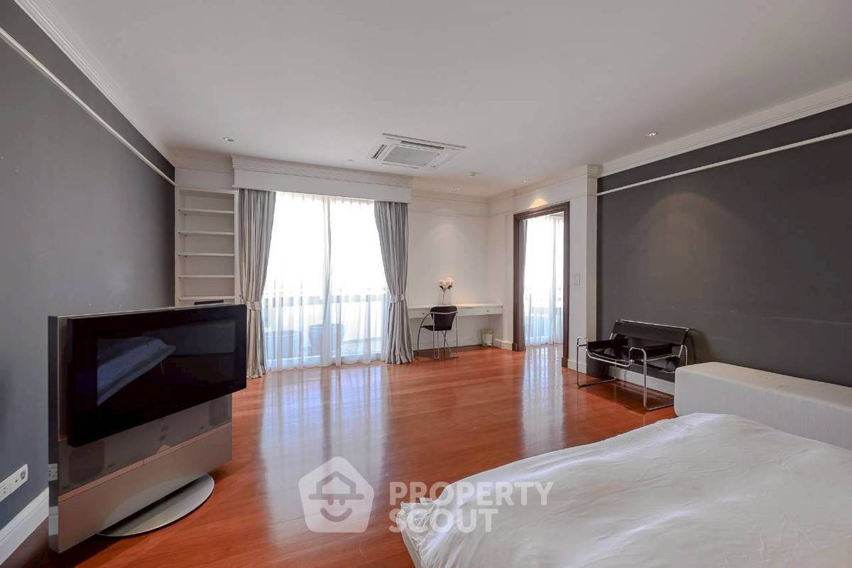 picture 5-BR Condo at Las Colinas near BTS Asok (ID 2638783) - 18/45