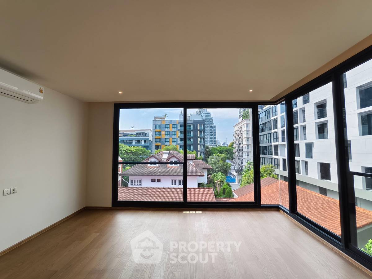 picture 3-BR Condo at Via 34 near BTS Thong Lor (ID 2836888) - 11/28