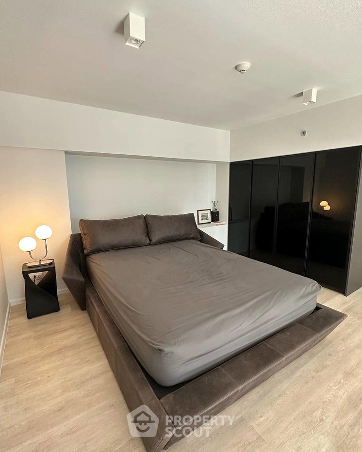 รูป คอนโดชั้น 15 ห้องนอน 1 ห้อง ขาย The Lofts Silom ใกล้ BTS สุรศักดิ์ (ID 995101) - รูปที่ 6/14